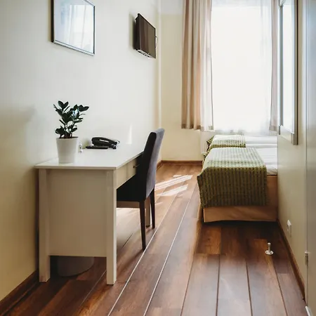 Economy Hotel 3*