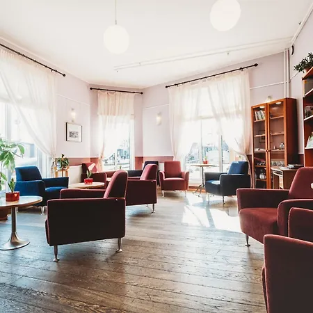 Hotel Economy